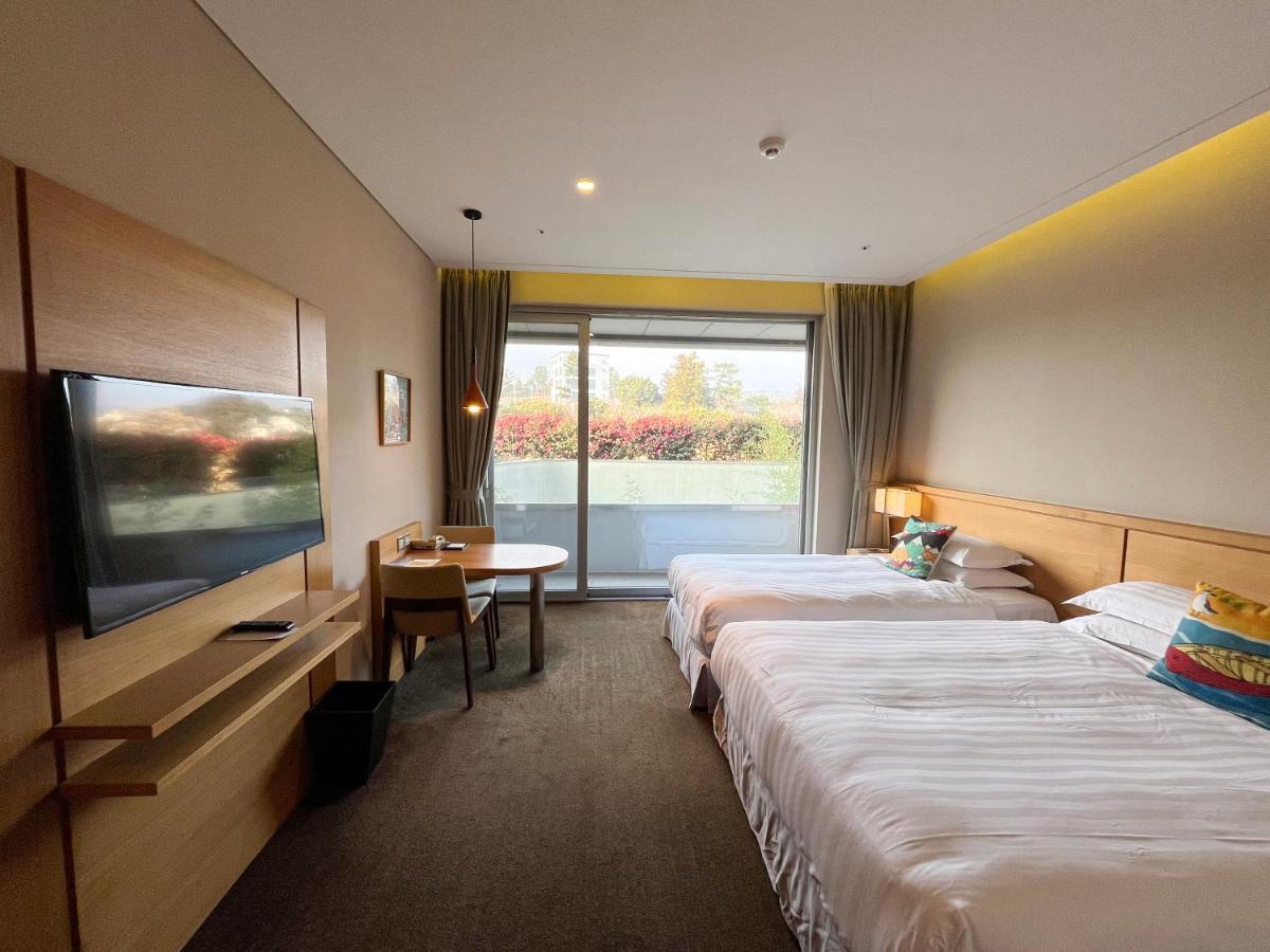 Hidden Cliff Hotel And Nature Seogwipo Exterior photo