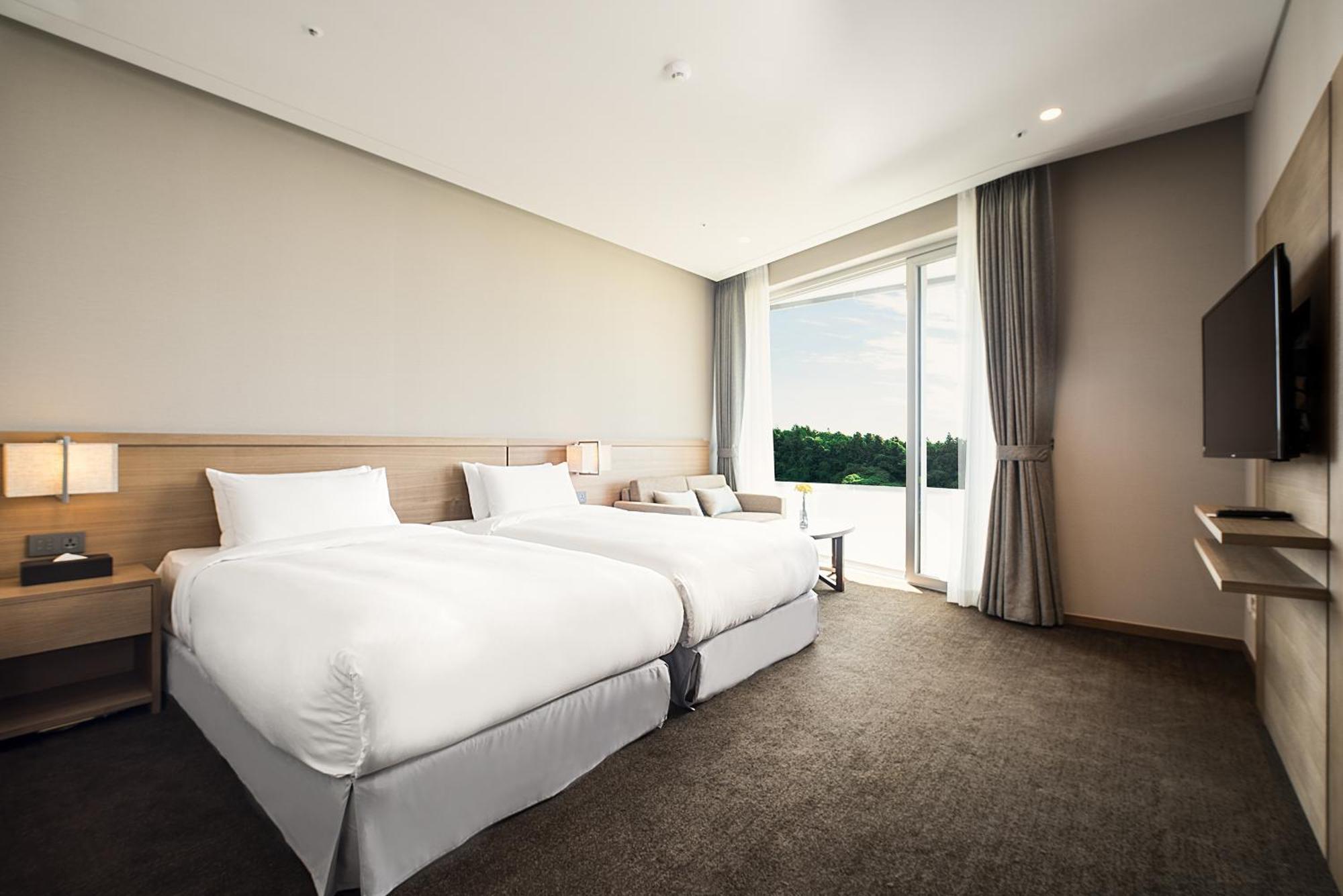 Hidden Cliff Hotel And Nature Seogwipo Exterior photo
